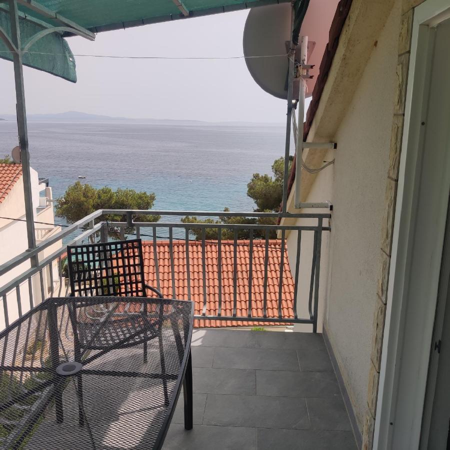 Dunja Hvar